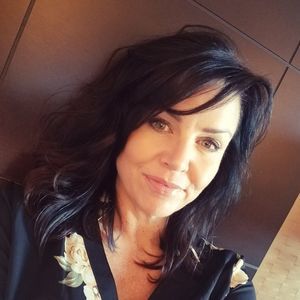 Meet your Posher, Carolyn